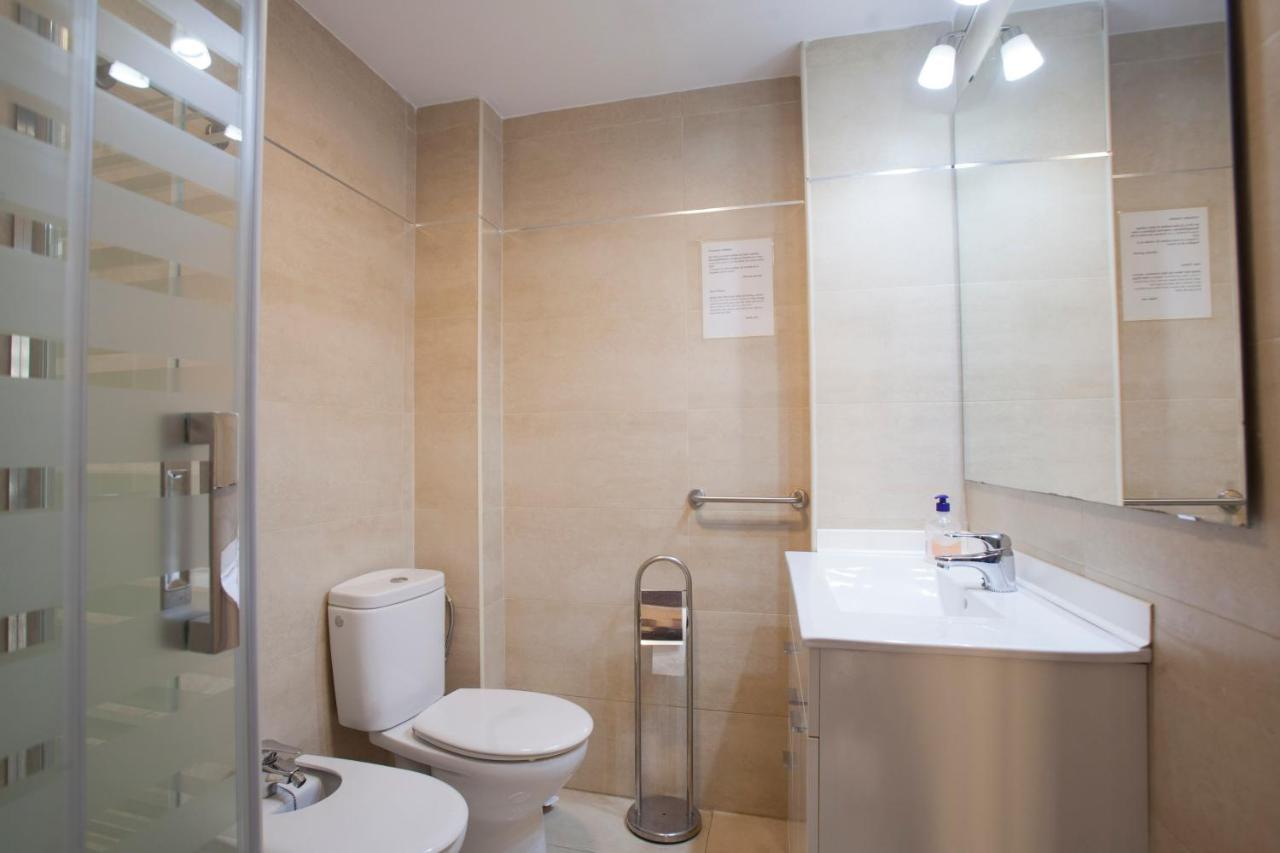 - 2 Bedrooms With Wifi And Sea Views - 01679 *